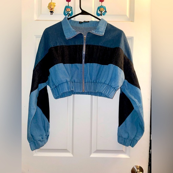 Cropped Jean Jacket - Picture 5 of 6